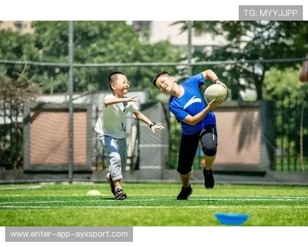 体育教育与社会服务结合,青少年发展更平衡