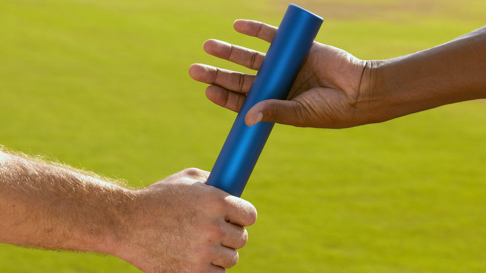 “青少年足球产业链不断完善，行业潜力巨大”，青少年足球发展趋势